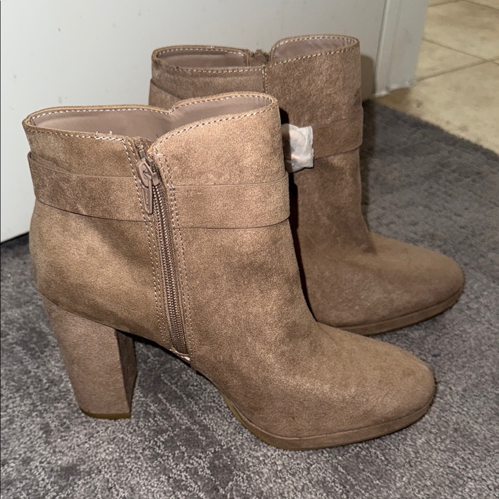 Women's Tan Suede Ankle Boots